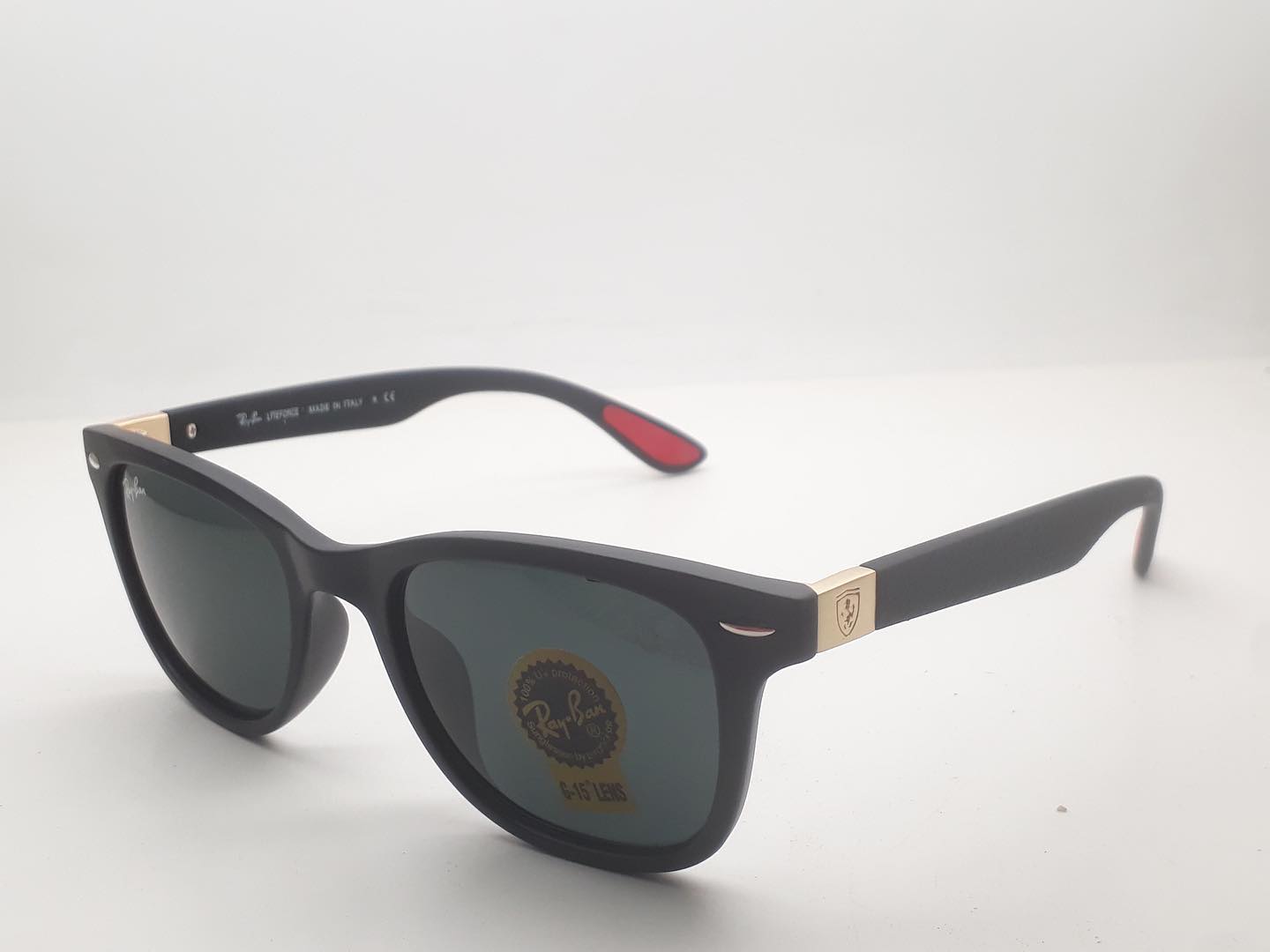 Ray-Ban New Stylish Black 4195 Square Master Pcs Sunglass For Unisex