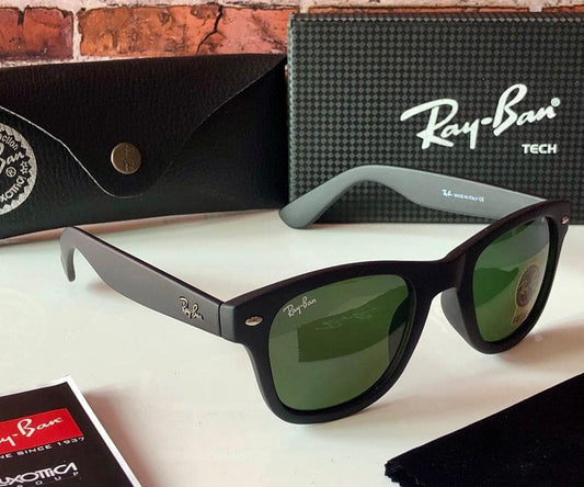 Ray-Ban ( RB ) Stylish Green Glass 2140 Wayfarer Style Master Pcs Sunglass For Unisex