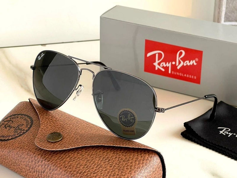 Ray-Ban New Stylish Black & Black 3026 Wayfarer Master Pcs Sunglass For Unisex